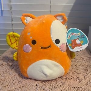 Squishmallow Yummy the Firefly 8”